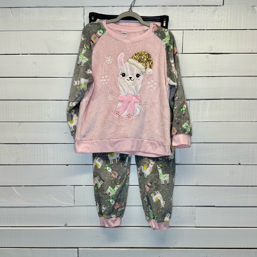 Lama’s Pajamas